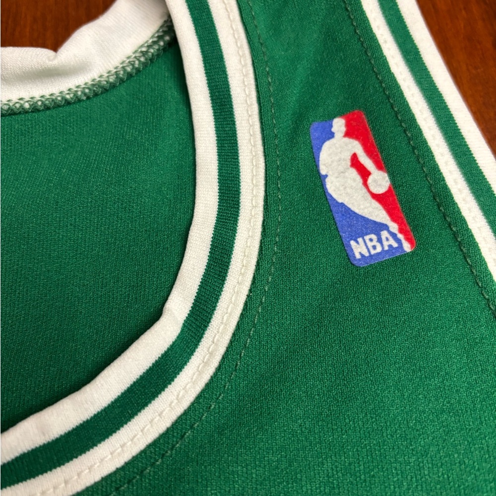 McGregor Sand-Knit Bird Celtics Green Jersey with White Trim - Picture 5 of 7